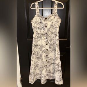BRAND NEW!!!À. Peach White and black Floral Faux Button Dress